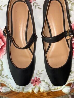 Time and Tru Black Mary Jane Flats with Strap